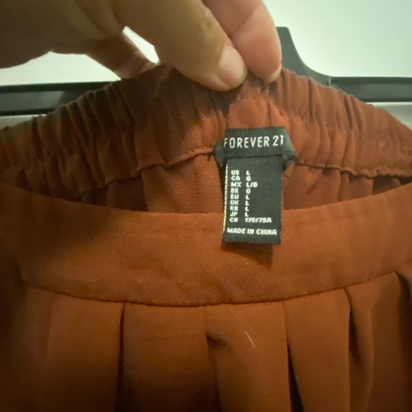 Pleated Trousers - Picture 3 of 3